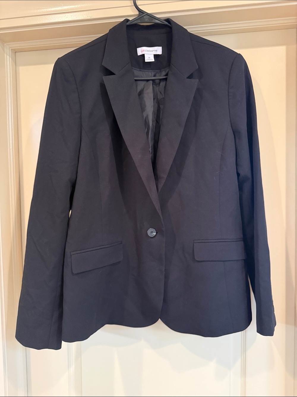 NWOT- Liz Claiborne Black Tailored One-Button Blazer